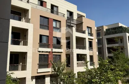 Apartment - 2 Bedrooms - 2 Bathrooms for sale in District 5 - 5th Settlement Compounds - The 5th Settlement - New Cairo City - Cairo