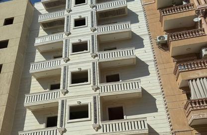 شقة - 3 غرف نوم - 2 حمامات للبيع في الحي الرابع - مدينة 6 أكتوبر - الجيزة