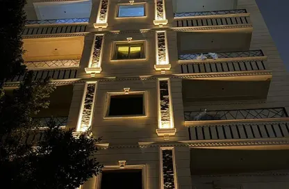 شقة - 3 غرف نوم - 2 حمامات للبيع في الحي الرابع - مدينة 6 أكتوبر - الجيزة