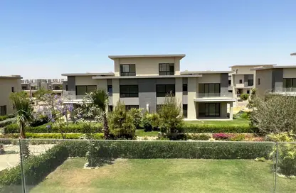 Villa - 4 Bedrooms - 5 Bathrooms for sale in Swan Lake Residence - 5th Settlement Compounds - The 5th Settlement - New Cairo City - Cairo