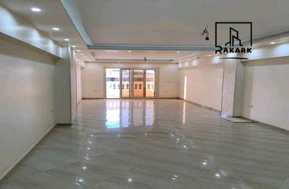 شقة - 3 غرف نوم - 2 حمامات للايجار في شارع طه حسين - النزهه الجديدة - النزهة - القاهرة
