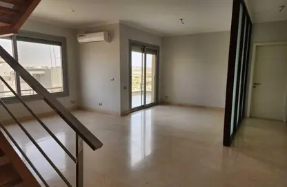 Penthouse - 3 Bedrooms - 3 Bathrooms for sale in Palm Hills Village Gate - South Investors Area - New Cairo City - Cairo