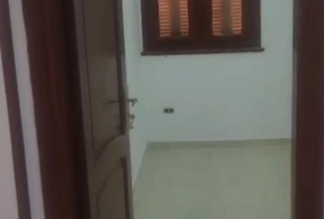 67740260 - Property Main Image