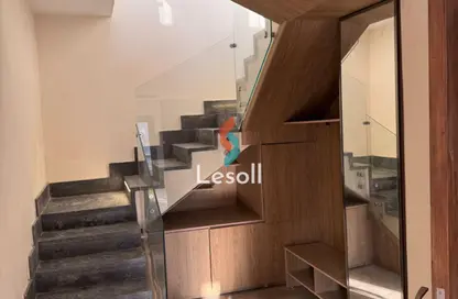 دوبلكس - 3 غرف نوم - 4 حمامات للايجار في تريو - كمبوندات التجمع الخامس - التجمع الخامس - مدينة القاهرة الجديدة - القاهرة