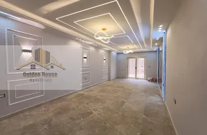 Apartment - 3 Bedrooms - 2 Bathrooms for sale in Al Lebeny Axis - El Mariouteya - Faisal - Hay El Haram - Giza