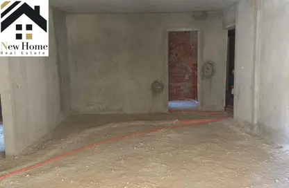 Apartment - 3 Bedrooms - 2 Bathrooms for sale in Tijan - Zahraa El Maadi - Hay El Maadi - Cairo