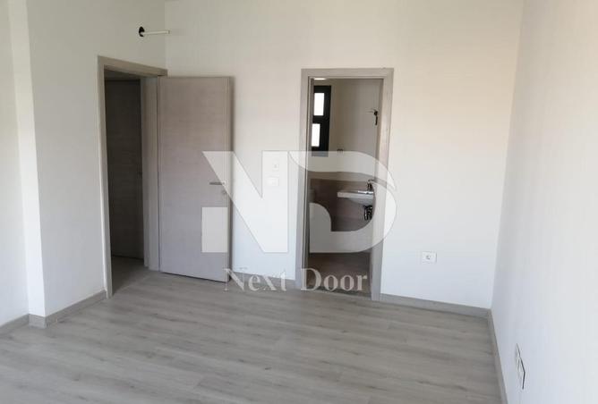 54749501 - Property Image 2