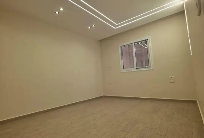 74321143 - Property Image 3