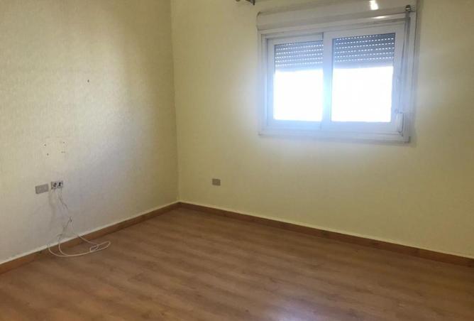 62399621 - Property Image 3