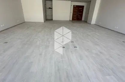 مساحات مكتبية - 3 غرف نوم - 1 حمام للايجار في ميفيدا - كمبوندات التجمع الخامس - التجمع الخامس - مدينة القاهرة الجديدة - القاهرة