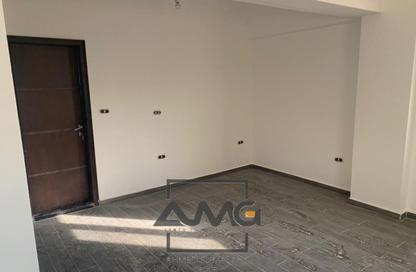 Duplex - 4 Bedrooms - 3 Bathrooms for sale in Galleria Moon Valley - South Investors Area - New Cairo City - Cairo
