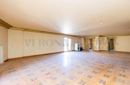 Apartment - 6 Bedrooms - 4 Bathrooms for sale in Smouha - Hay Sharq - Alexandria
