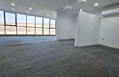 Office Space - 2 Bedrooms - 1 Bathroom for rent in Rayhanah Plaza - Zahraa El Maadi - Hay El Maadi - Cairo