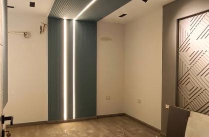 Apartment - 3 Bedrooms - 3 Bathrooms for sale in Mohi Al Din Abou El Ezz St. - Mohandessin - Giza