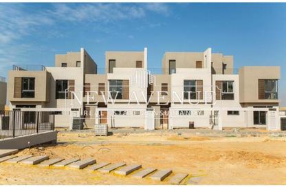 Townhouse - 3 Bedrooms - 3 Bathrooms for sale in Sodic East - 6th District - New Heliopolis - Cairo