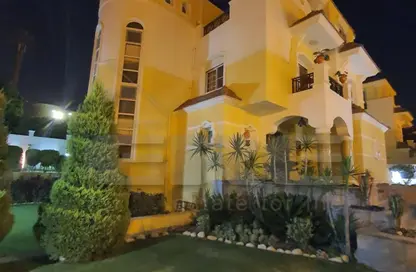 Villa - 5 Bedrooms - 6 Bathrooms for rent in Dyar Compound - 90 Street - The 5th Settlement - New Cairo City - Cairo