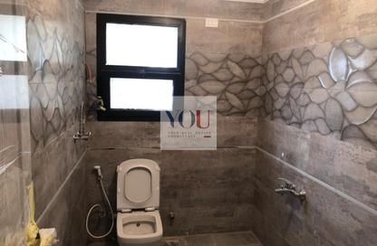 Apartment - 4 Bedrooms - 4 Bathrooms for sale in Eastown - 5th Settlement Compounds - The 5th Settlement - New Cairo City - Cairo