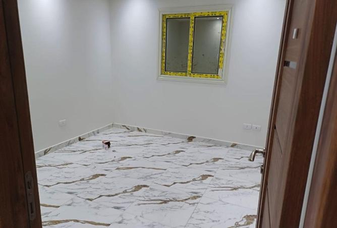 8708346 - Property Image 2