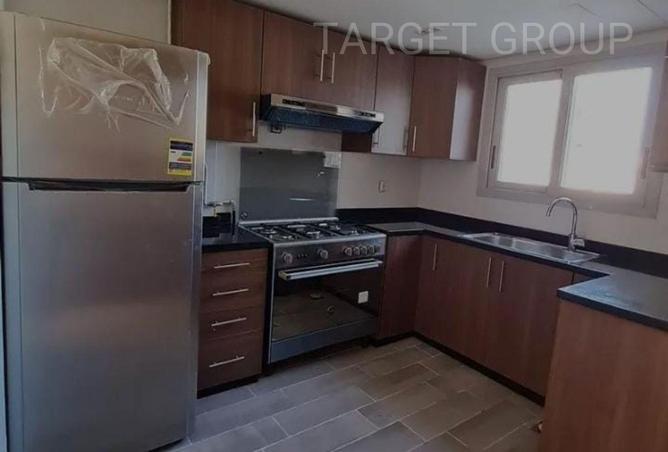 104043527 - Property Image 2