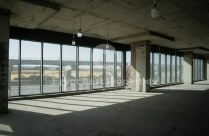 مساحات مكتبية - 2 غرف نوم - 2 حمامات للبيع في جولدن جيت - شارع التسعين الجنوبي - التجمع الخامس - مدينة القاهرة الجديدة - القاهرة