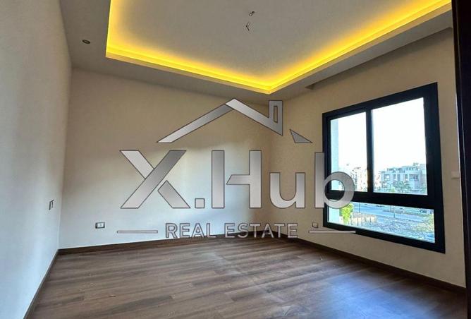 70374112 - Property Image 2