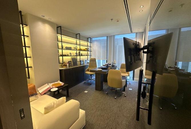 84m² Clinic for Rent at EDNC Fully Finished + ACs - Pogled 2
