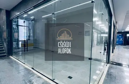 مساحات مكتبية - غرفة نوم للايجار في مون فالي - المستثمرين الجنوبية - مدينة القاهرة الجديدة - القاهرة