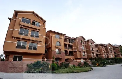 Apartment - 2 Bedrooms - 2 Bathrooms for sale in Green 3 - 2nd District - Sheikh Zayed City - Giza