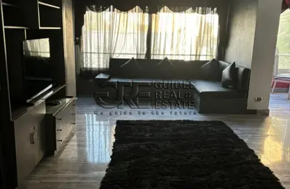 Apartment - 3 Bedrooms - 3 Bathrooms for rent in Abdallah Al Kateb St. ( Hendawi ) - Dokki - Giza Apartment - 3 Bedrooms - 3 Bathrooms for rent in Abdallah Al Kateb St. ( Hendawi ) - Dokki - Giza