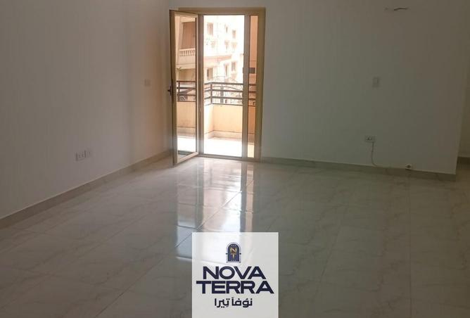 74040958 - Property Image 2