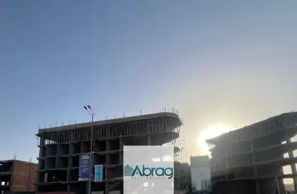 عيادة - غرفة نوم - 1 حمام للبيع في محور 26 يوليو - الشيخ زايد - الجيزة