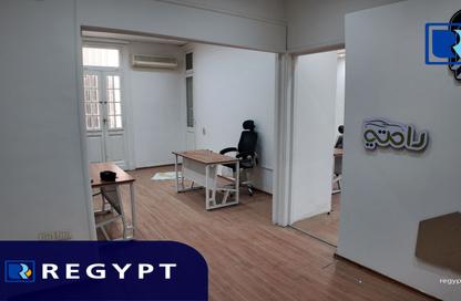 مساحات مكتبية - استوديو - 2 حمامات للايجار في شارع 26 يوليو - الزمالك - القاهرة مساحات مكتبية - استوديو - 2 حمامات للايجار في شارع 26 يوليو - الزمالك - القاهرة