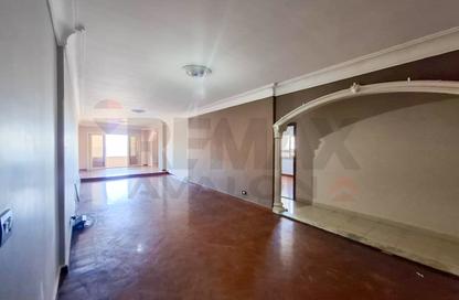 Apartment - 3 - 2 for sale in Al Geish Road - Laurent - Hay Sharq - Alexandria Apartment - 3 - 2 for sale in Al Geish Road - Laurent - Hay Sharq - Alexandria