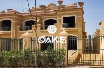 فيلا - 4 غرف نوم - 4 حمامات للبيع في الباتيو 5 ايست - الباتيو - كمبوندات الشروق - مدينة الشروق - القاهرة