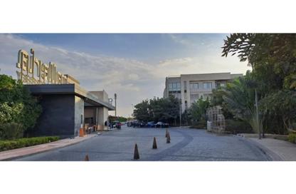 Penthouse - 3 Bedrooms - 3 Bathrooms for sale in Galleria Residences - South Investors Area - New Cairo City - Cairo