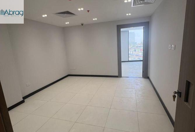 98006128 - Property Image 2