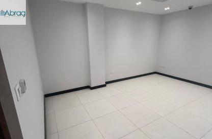 Clinic - Studio - 1 Bathroom for rent in Central Avenue - 2nd District - Sheikh Zayed City - Giza