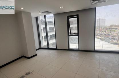Clinic - Studio - 1 Bathroom for rent in Central Avenue - 2nd District - Sheikh Zayed City - Giza