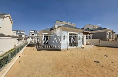 Villa - 4 Bedrooms - 2 Bathrooms for sale in Mountain View 3 - 5th Settlement Compounds - The 5th Settlement - New Cairo City - Cairo