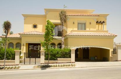 شقة - 3 غرف نوم - 3 حمامات للبيع في سيراس - اب تاون كايرو - المقطم - القاهرة