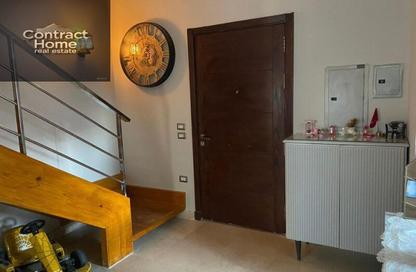 Apartment - 3 Bedrooms - 3 Bathrooms for rent in Palm Hills Village Gate - South Investors Area - New Cairo City - Cairo