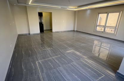 Apartment - 3 - 3 for sale in Al Khamayel city - Sheikh Zayed Compounds - Sheikh Zayed City - Giza