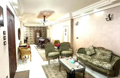 شقة - 3 غرف نوم - 1 حمام للايجار في كوبري استانلي - ستانلي - حي شرق - الاسكندرية