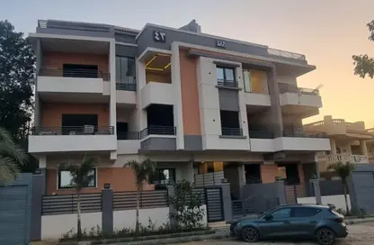 Apartment - 3 Bedrooms - 3 Bathrooms for sale in 1st Neighborhood - 7th District - Shorouk City - Cairo