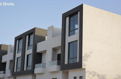 Townhouse - 4 - 4 for sale in Lake West - Sheikh Zayed Compounds - Sheikh Zayed City - Giza