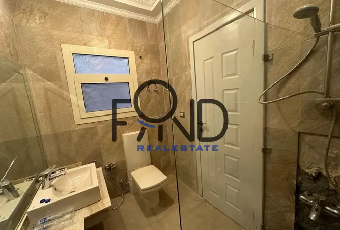 98817762 - Property Image 2