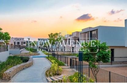Villa - 3 Bedrooms - 4 Bathrooms for sale in Sodic East - 6th District - New Heliopolis - Cairo