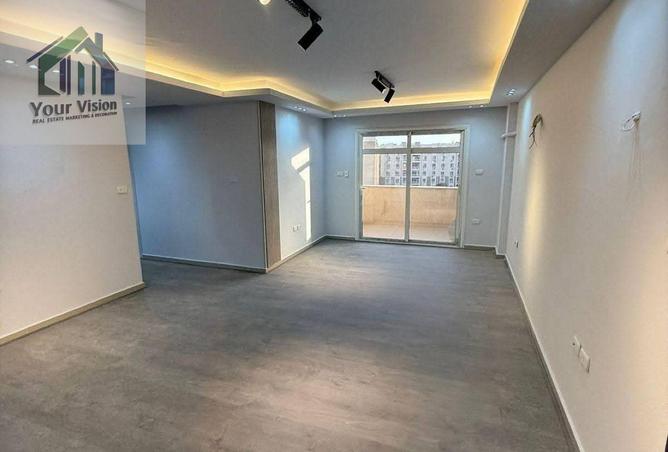 8721455 - Property Image 3