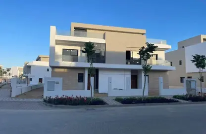 فيلا - 5 غرف نوم - 6 حمامات للبيع في جاردن ريزدنس - هايد بارك - مدينة القاهرة الجديدة - القاهرة