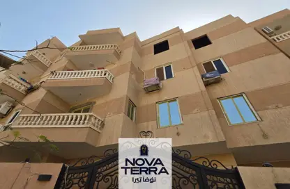 شقة - 3 غرف نوم - 2 حمامات للبيع في شارع المهندس احمد كمال حمدي - الحي السادس عشر - الشيخ زايد - الجيزة